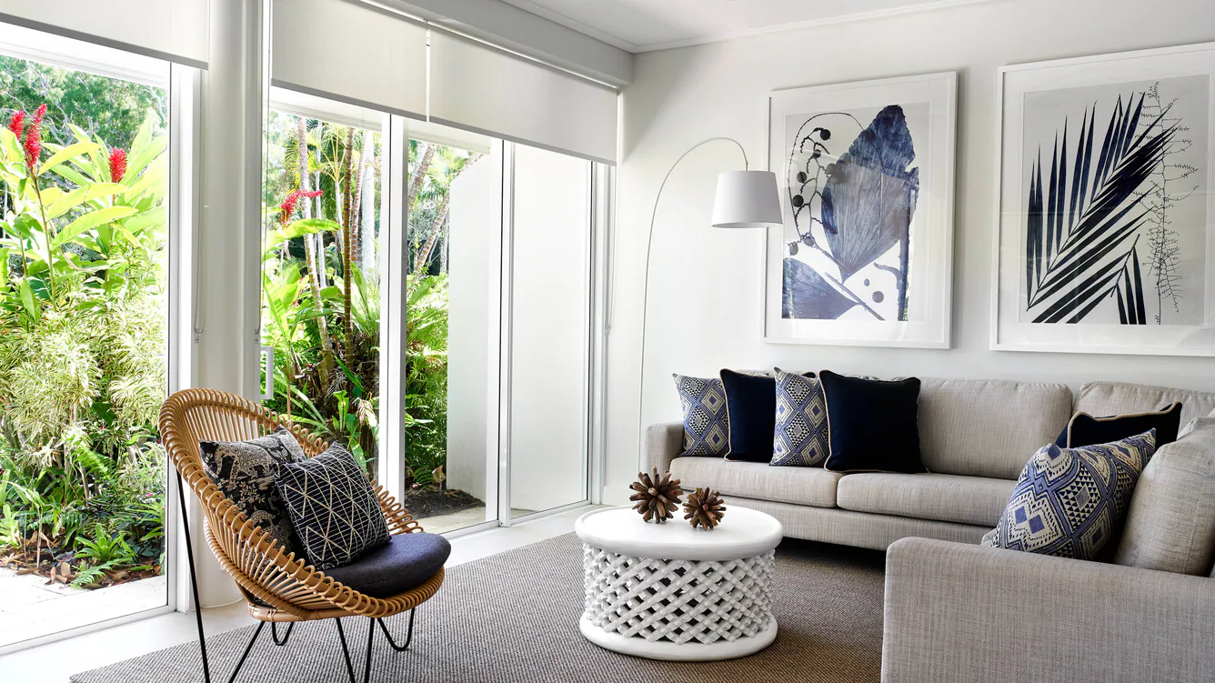 cnssi-living-area-8647-hor-wide